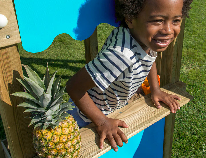 Jungle Resort | Tower playhouse with swing & climbing net